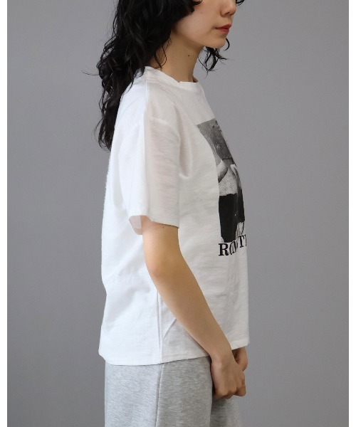 Doumoi(ドゥモエ)の「星柄ダメージ加工 フォトプリント Tシャツ(Tシャツ/カットソー・レディース・B/C/A・FREE)」の10枚目の写真