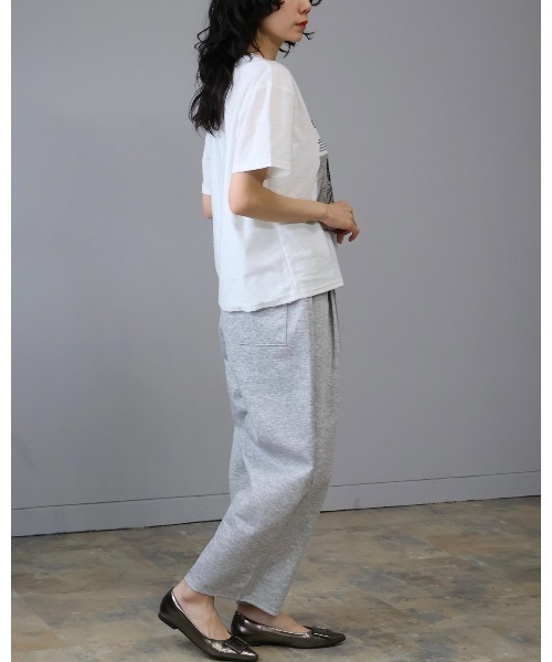 Doumoi(ドゥモエ)の「星柄ダメージ加工 フォトプリント Tシャツ(Tシャツ/カットソー・レディース・B/C/A・FREE)」の14枚目の写真
