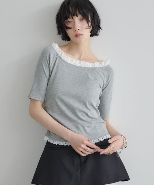 kivi(キヴィ)の「裾レースリブトップス(Tシャツ/カットソー・レディース・ライトグレー/レッド/ブラック・FREE)」の18枚目の写真