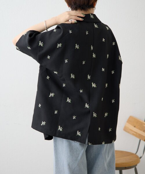 ear PAPILLONNER（イアパピヨネ）の「花柄半袖ジャケット【SUM1 STYLE】（その他アウター・レディース・ブラック/ベージュ・FREE）」の12枚目の写真