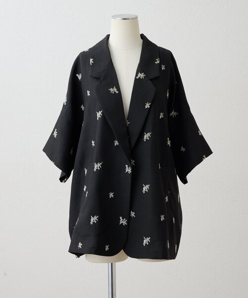 ear PAPILLONNER（イアパピヨネ）の「花柄半袖ジャケット【SUM1 STYLE】（その他アウター・レディース・ブラック/ベージュ・FREE）」の17枚目の写真