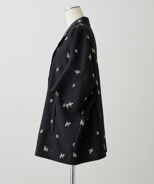 ear PAPILLONNER（イアパピヨネ）の「花柄半袖ジャケット【SUM1 STYLE】（その他アウター・レディース・ブラック/ベージュ・FREE）」の18枚目の写真