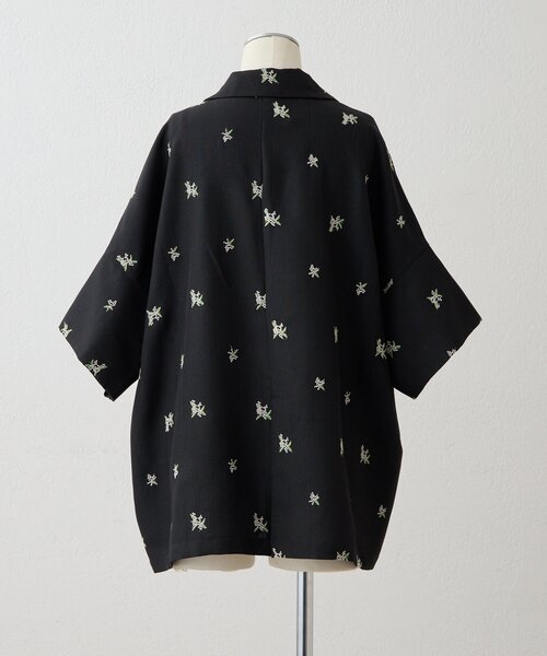ear PAPILLONNER（イアパピヨネ）の「花柄半袖ジャケット【SUM1 STYLE】（その他アウター・レディース・ブラック/ベージュ・FREE）」の19枚目の写真
