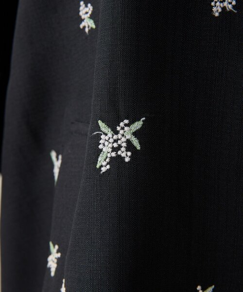 ear PAPILLONNER（イアパピヨネ）の「花柄半袖ジャケット【SUM1 STYLE】（その他アウター・レディース・ブラック/ベージュ・FREE）」の21枚目の写真