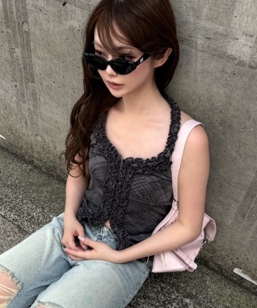 RAY CASSIN(レイカズン)の「【ドット / チェック】ホルターネックフリルホックトップス(Tシャツ/カットソー・レディース・ブラック系その他2/ライトベージュ/ホワイト系その他2/チャコールグレー・FREE)」の3枚目の写真