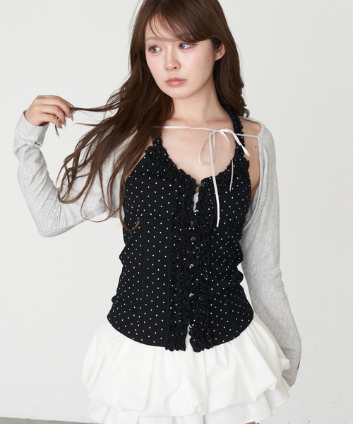RAY CASSIN(レイカズン)の「【ドット / チェック】ホルターネックフリルホックトップス(Tシャツ/カットソー・レディース・ブラック系その他2/ライトベージュ/ホワイト系その他2/チャコールグレー・FREE)」の2枚目の写真