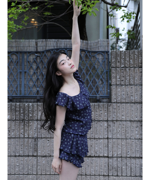UGLY SHADOW（アグリーシャドウ）の「RUFFLE FLOWER SKIRT PANTS(NAVY)（その他パンツ・レディース・その他・FREE）」の5枚目の写真