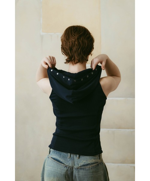 Knuth Marf（クヌースマーフ）の「snap-button hoodie（タンクトップ・レディース・ホワイト/チャコール/ネイビー・FREE）」の22枚目の写真