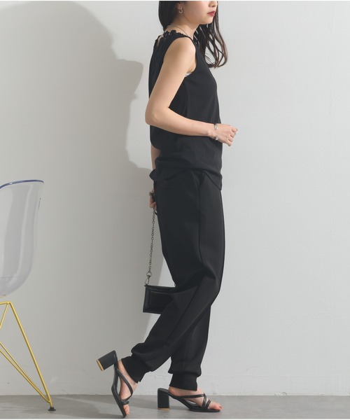 OandI（オーアンドアイ）の「センターシームジョガーパンツ（その他パンツ・レディース・チャコールグレー/ブラック・FREE）」の5枚目の写真