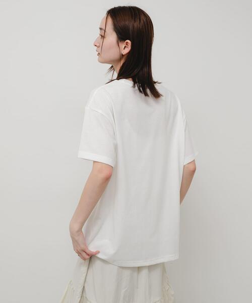 SENSE OF PLACE by URBAN RESEARCH(センスオブプレイスバイアーバンリサーチ)の「レースロゴTシャツ(Tシャツ/カットソー・レディース・ブラック/オフホワイト/チャコールグレー・ONE)」の5枚目の写真