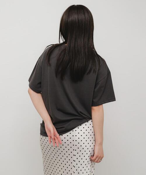 SENSE OF PLACE by URBAN RESEARCH(センスオブプレイスバイアーバンリサーチ)の「レースロゴTシャツ(Tシャツ/カットソー・レディース・ブラック/オフホワイト/チャコールグレー・ONE)」の21枚目の写真