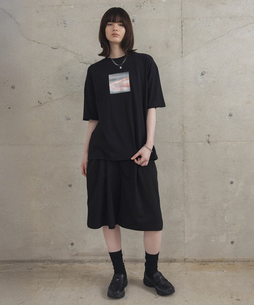 Confirm(コンファーム)の「アブストラクト絵画 フロントプリント 半袖Tシャツ メンズ レディース(Tシャツ/カットソー・メンズ・ブラック/ブラック系その他/ネイビー/ブラウン/ホワイト系その他/ホワイト・L/M)」の12枚目の写真