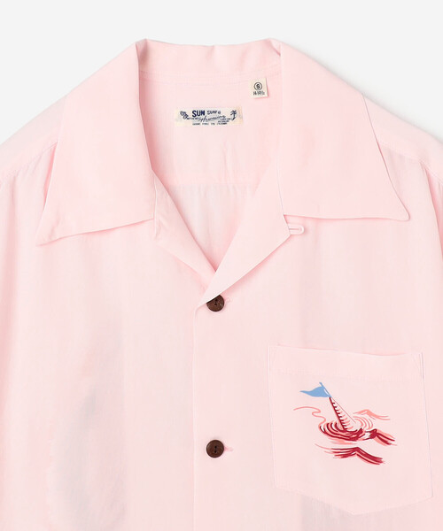 SUN SURF(サンサーフ)の「SUN SURF | ハワイアンシャツ “WATER SKIING” WOMEN(シャツ/ブラウス・レディース・オフホワイト/ピンク・S)」の5枚目の写真