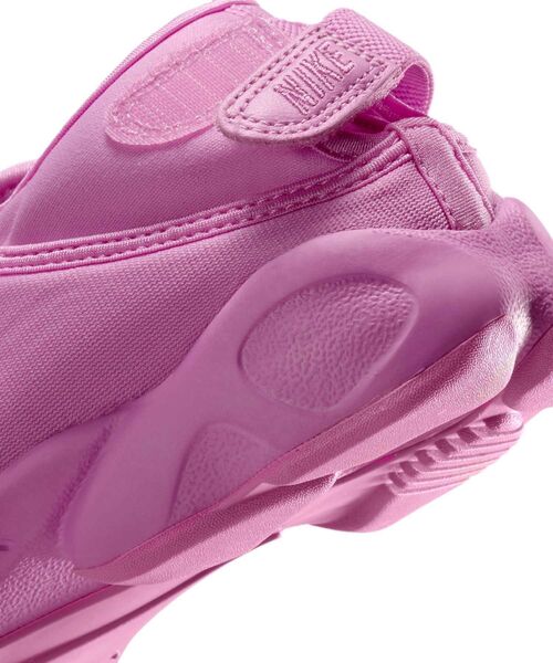 NIKE(ナイキ)の「ナイキ エア リフト ウィメンズシューズ / Nike Air Rift Women's Shoes IV6058-500 Light Magenta(スニーカー・レディース・パープル系その他2・26/25/24/23)」の2枚目の写真
