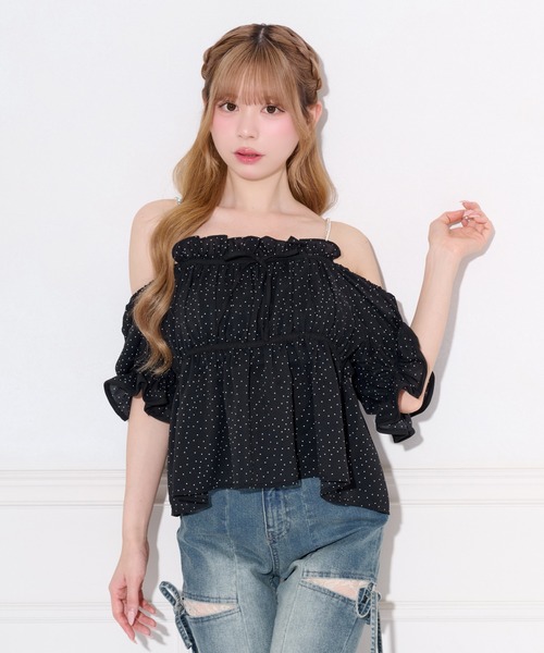 apres jour（アプレジュール）の「オフショルドットペプラムブラウス（シャツ/ブラウス・レディース・ホワイト系その他/ピンク系その他/ブラック系その他・X-LARGE/フリー）」の2枚目の写真