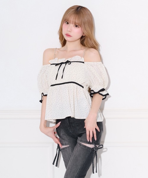 apres jour（アプレジュール）の「オフショルドットペプラムブラウス（シャツ/ブラウス・レディース・ホワイト系その他/ピンク系その他/ブラック系その他・X-LARGE/フリー）」の6枚目の写真
