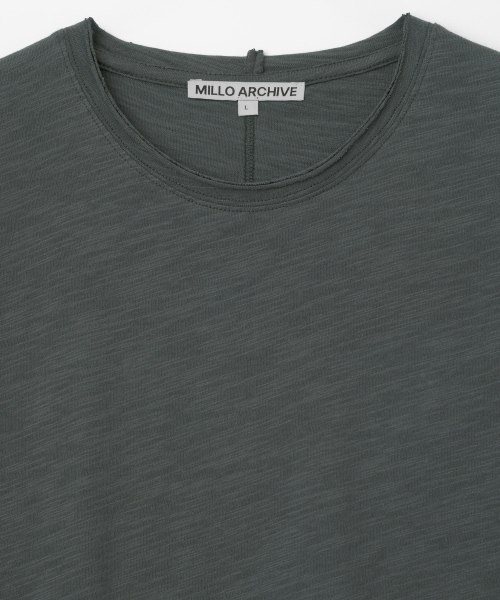 Millo Archive（ミロ アーカイブ）の「レイヤードローカットTシャツ[チャコール]（Tシャツ/カットソー・メンズ・その他・X-LARGE/LARGE/MEDIUM）」の3枚目の写真