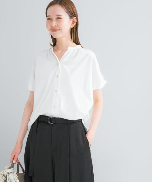 URBAN RESEARCH ROSSO WOMEN(アーバンリサーチ ロッソ)の「『WEB/一部店舗限定』汗染防止デザインボタンカットブラウス(シャツ/ブラウス・レディース・オフホワイト/ネイビー/ピンクベージュ・FREE)」の6枚目の写真