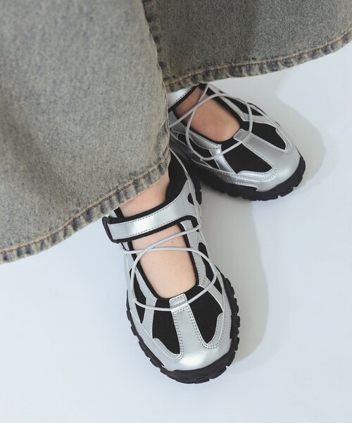 Ray BEAMS(レイビームス)の「【WEB限定】FILA / ECHAPPE VC V2(その他シューズ・レディース・ブラック・23.0cm/23.5cm/24.0cm/24.5cm/25.0cm)」の1枚目の写真