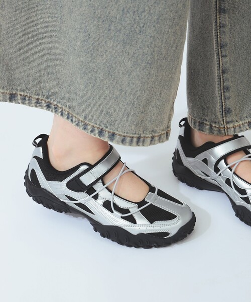 Ray BEAMS(レイビームス)の「【WEB限定】FILA / ECHAPPE VC V2(その他シューズ・レディース・ブラック・23.0cm/23.5cm/24.0cm/24.5cm/25.0cm)」の2枚目の写真