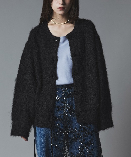 W:Huku（フーク）の「モヘア シャギー ニット カーディガン / Mohair Shaggy Knit Cardigan（カーディガン/ボレロ・レディース・ベージュ系その他/チャコール/ブラック/ブラウン・FREE）」の5枚目の写真