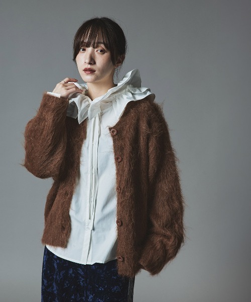 W:Huku（フーク）の「モヘア シャギー ニット カーディガン / Mohair Shaggy Knit Cardigan（カーディガン/ボレロ・レディース・ベージュ系その他/チャコール/ブラック/ブラウン・FREE）」の7枚目の写真