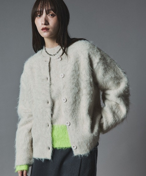 W:Huku（フーク）の「モヘア シャギー ニット カーディガン / Mohair Shaggy Knit Cardigan（カーディガン/ボレロ・レディース・ベージュ系その他/チャコール/ブラック/ブラウン・FREE）」の8枚目の写真