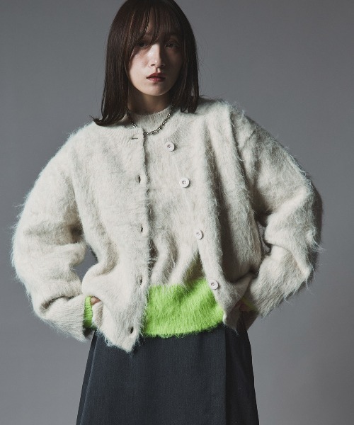 W:Huku（フーク）の「モヘア シャギー ニット カーディガン / Mohair Shaggy Knit Cardigan（カーディガン/ボレロ・レディース・ベージュ系その他/チャコール/ブラック/ブラウン・FREE）」の14枚目の写真