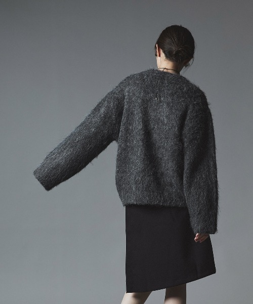 W:Huku（フーク）の「モヘア シャギー ニット カーディガン / Mohair Shaggy Knit Cardigan（カーディガン/ボレロ・レディース・ベージュ系その他/チャコール/ブラック/ブラウン・FREE）」の15枚目の写真
