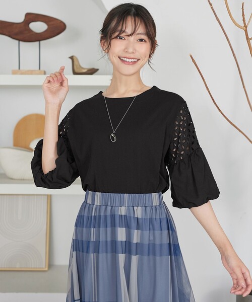 Tiaclasse(ティアクラッセ)の「袖レースカットソープルオーバー(Tシャツ/カットソー・レディース・ブラウン/ブラック/オフホワイト・M)」の15枚目の写真