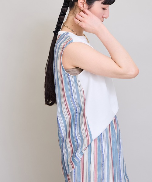LHELBIE(レルビエ)の「プリントドッキングトップス(Tシャツ/カットソー・レディース・イエロー/ブルー/ブラック・M)」の3枚目の写真