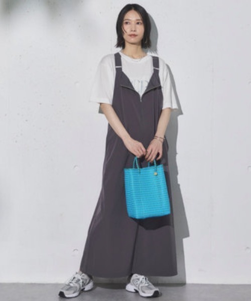 Doux archives(ドゥアルシーヴ)の「UV・接触冷感ウォッシャブルフロントZIPジャンスカ(ワンピース・レディース・カーキ/ブラック・38)」の11枚目の写真