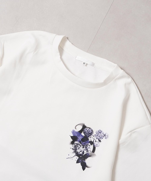 1111clothing（ワンフォークロージング）の「フラワーモチーフ バックプリント Tシャツ / Flower-Motif Back-Printed T-Shirt（Tシャツ/カットソー・メンズ・ブラック/ホワイト・M/L）」の20枚目の写真