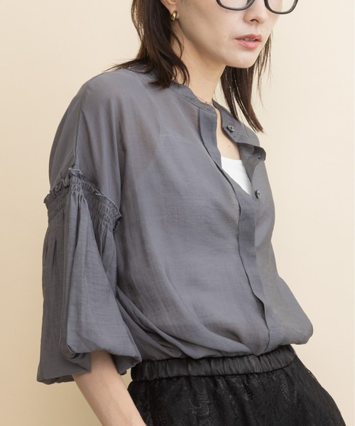 lodie(ロディ)の「バルーン袖シアーブラウス(シャツ/ブラウス・レディース・チャコールグレー/ブラック/ベージュ・FREE)」の3枚目の写真