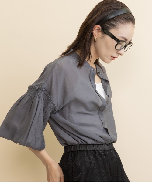 lodie(ロディ)の「バルーン袖シアーブラウス(シャツ/ブラウス・レディース・チャコールグレー/ブラック/ベージュ・FREE)」の19枚目の写真