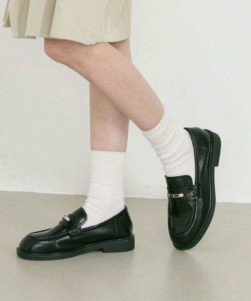 APIED MARCHE（アピエド マルシェ）の「ピエド メタルクローザー 牛革 ローファー 3.5cm -PM3030 (1色)（ローファー・レディース・ブラック・23cm/23.5cm/24cm/24.5cm/25cm）」の4枚目の写真