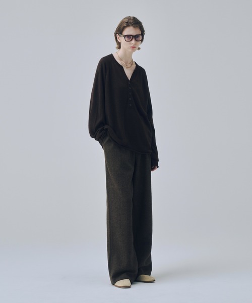 soerte(ソエルテ)の「Classic Wool Blend Tweed Straight Slacks / クラシックウールブレンドツイードストレートスラックス(スラックス・メンズ・ブラック/ブラウン・3/2/1)」の16枚目の写真