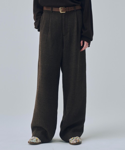 soerte(ソエルテ)の「Classic Wool Blend Tweed Straight Slacks / クラシックウールブレンドツイードストレートスラックス(スラックス・メンズ・ブラック/ブラウン・3/2/1)」の11枚目の写真