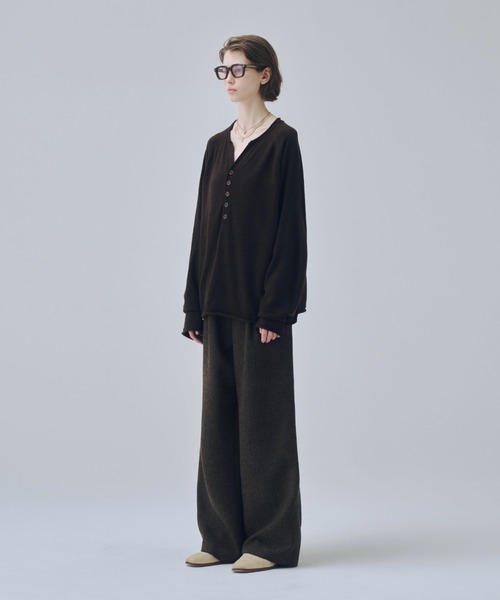 soerte(ソエルテ)の「Classic Wool Blend Tweed Straight Slacks / クラシックウールブレンドツイードストレートスラックス(スラックス・メンズ・ブラック/ブラウン・3/2/1)」の17枚目の写真