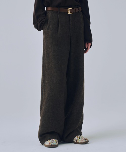 soerte(ソエルテ)の「Classic Wool Blend Tweed Straight Slacks / クラシックウールブレンドツイードストレートスラックス(スラックス・メンズ・ブラック/ブラウン・3/2/1)」の3枚目の写真