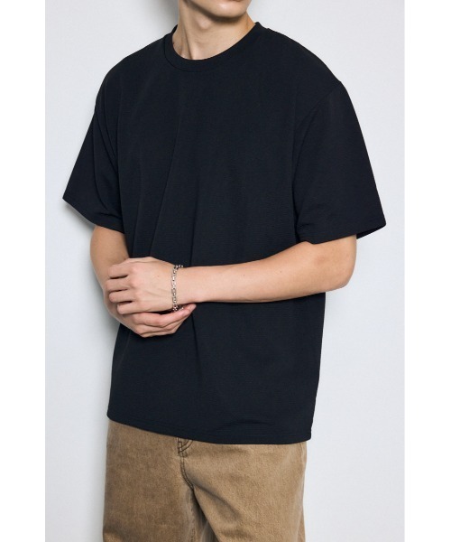 AZUL by moussy(アズールバイマウジー)の「リップル半袖トップス(Tシャツ/カットソー・メンズ・ホワイト/ブラック/ライトカーキ・MEDIUM/LARGE)」の15枚目の写真