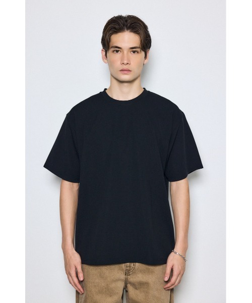 AZUL by moussy(アズールバイマウジー)の「リップル半袖トップス(Tシャツ/カットソー・メンズ・ホワイト/ブラック/ライトカーキ・MEDIUM/LARGE)」の18枚目の写真