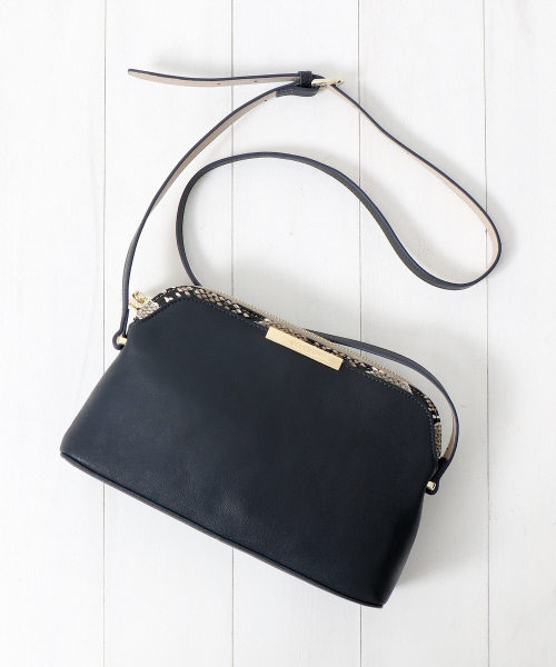 interstaple（インターステイプル）の「【春の新色】ラウンドミニショルダー（ショルダーバッグ・レディース・ネイビー/アイボリー/ライトブルー・FREE）」の3枚目の写真