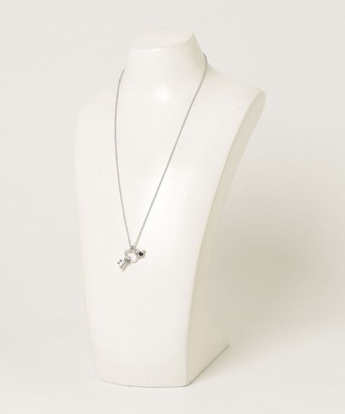 Vivienne Westwood MAN（ヴィヴィアンウエストウッドマン）の「MAN. BAYA PENDANT（ネックレス・メンズ・シルバー・FREE）」の3枚目の写真