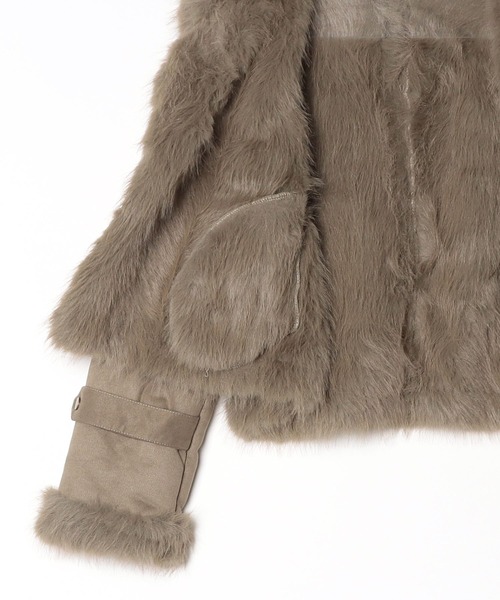Chick(チック)の「Chin Strap Faux Fur Jacket / チンストラップ フェイクファージャケット(ブルゾン・レディース・ブラウン/グレー・FREE)」の4枚目の写真