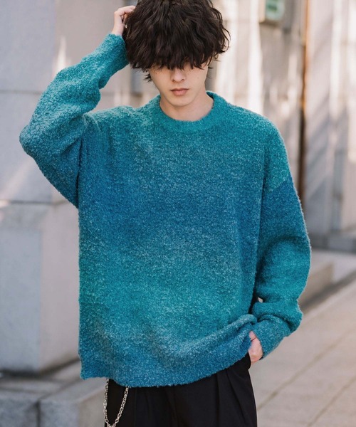 Rocky Monroe(ロッキーモンロー)の「オーバーサイズ ウール混ブークレー段染めグラデーションボーダー柄クルーニットセーター(ニット/セーター・メンズ・マスタード/オレンジ/ブルー/ブラウン/パープル/ナチュラル/レッド/ブラック・M/L)」の4枚目の写真