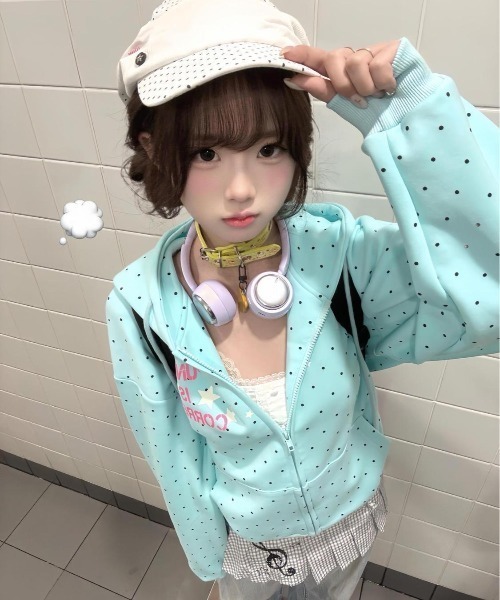 ViViDAY(ビビデー)の「ドット柄ロゴジップパーカー(パーカー・レディース・ネイビー/ミント・M)」の3枚目の写真