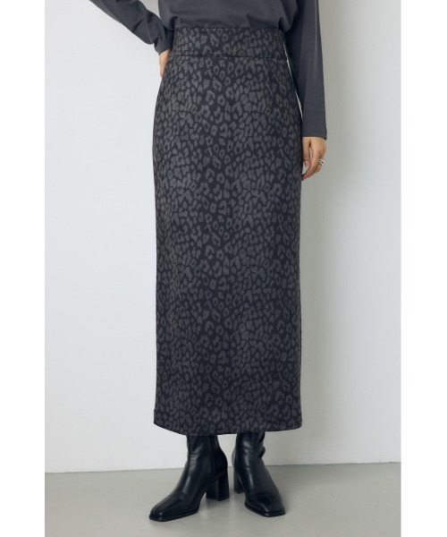 AZUL by moussy(アズールバイマウジー)の「フェイクスエードアニマルプリントタイトスカート 秋服 冬服 レオパード ヒョウ柄 Iラインスカート ロングスカート(スカート・レディース・ブラウン系その他/マルチ/ブラック系その他・MEDIUM/SMALL)」の1枚目の写真