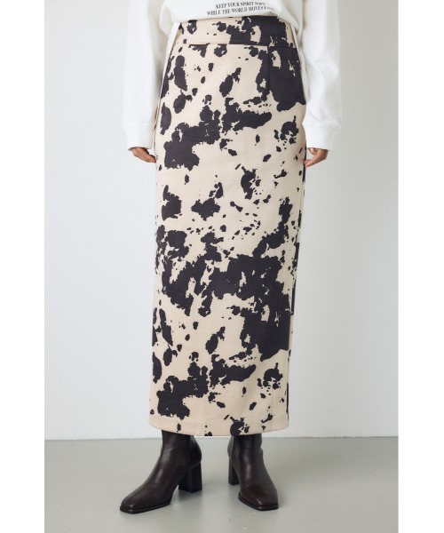 AZUL by moussy(アズールバイマウジー)の「フェイクスエードアニマルプリントタイトスカート 秋服 冬服 レオパード ヒョウ柄 Iラインスカート ロングスカート(スカート・レディース・ブラウン系その他/マルチ/ブラック系その他・MEDIUM/SMALL)」の3枚目の写真