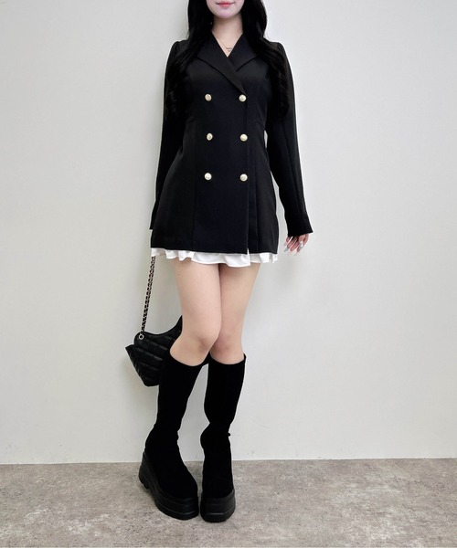 INGNI(イング)の「バックレースアップジャケット裾フリルワンピース(ワンピース・レディース・ブラック/グレー・M)」の8枚目の写真